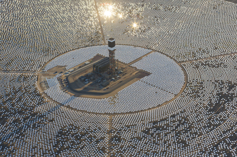 محطّة إيڤانپاه - الأكبر في العالم - للطاقة الشمسيّة تفتتح بشكل رسمي